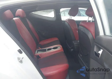 2013 Hyundai Veloster Base W/Red from USA, damaged, VIN KMHTC6AD3DU131703